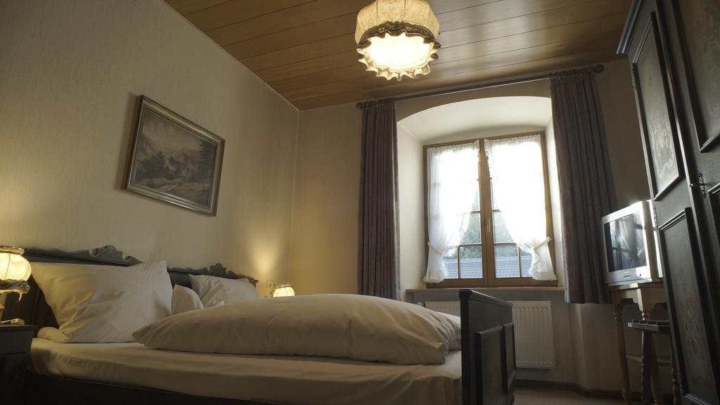 Faehrhaus Hotel Waldshut-Tiengen Rom bilde