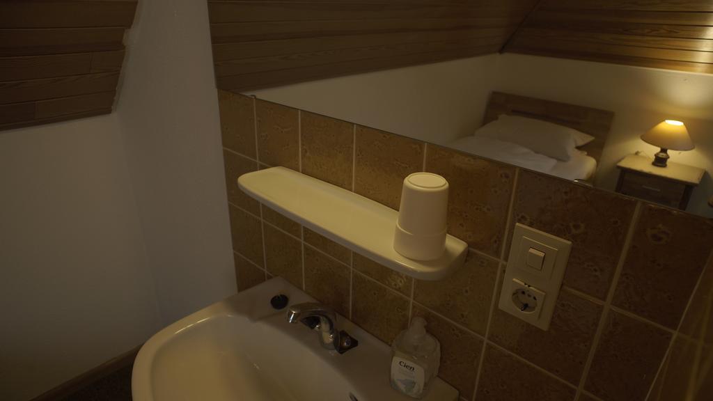 Faehrhaus Hotel Waldshut-Tiengen Rom bilde